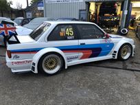 one-of-a-kind-bmw-e30-wide-bodied