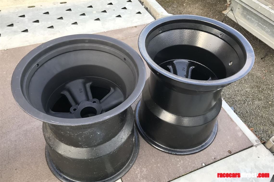 chevron-f2-15-rear-wheels