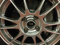 ford-focus-saloon-race-car-2000