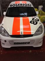 ford-focus-saloon-race-car-2000