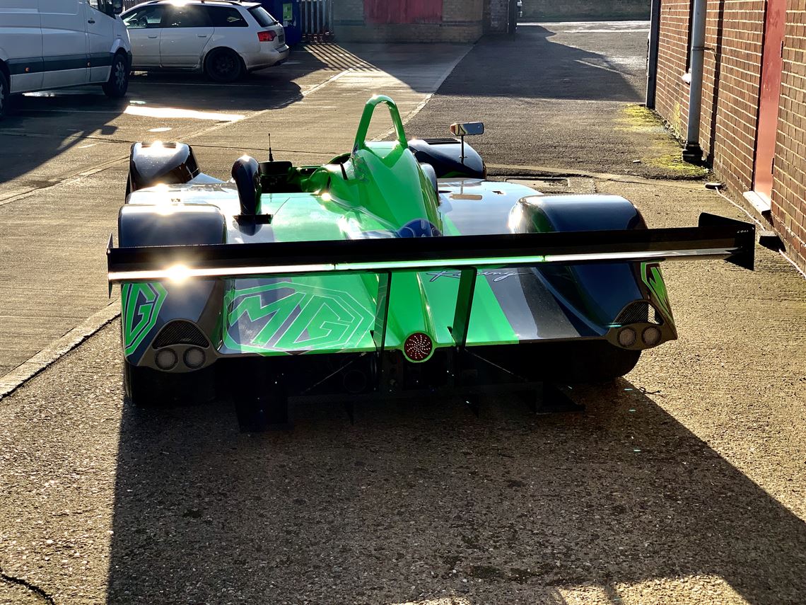 mg-ex257-lmp675-hot-wheels