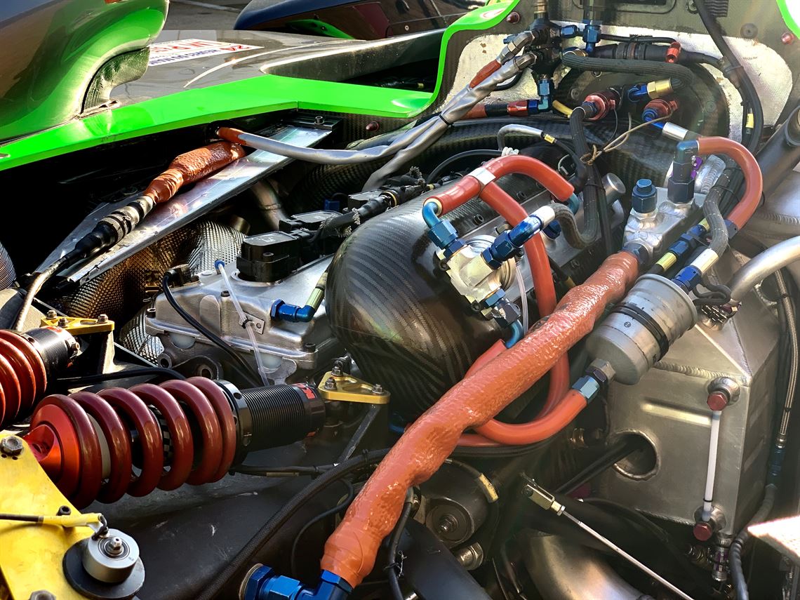 mg-ex257-lmp675-hot-wheels