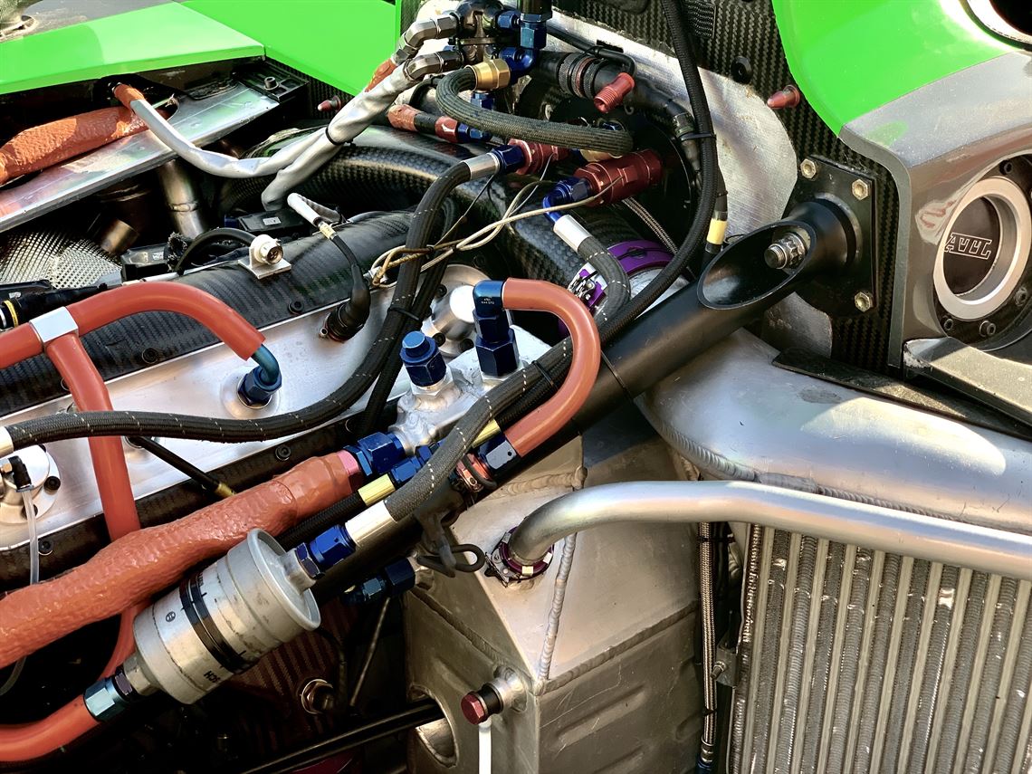 mg-ex257-lmp675-hot-wheels