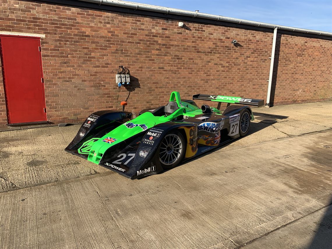 mg-ex257-lmp675-hot-wheels