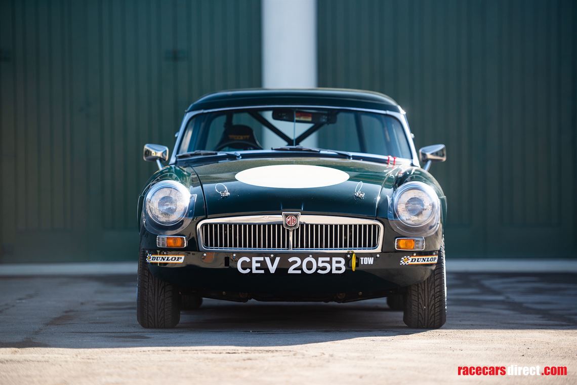 1964-mgb-roadster-fia-race-car