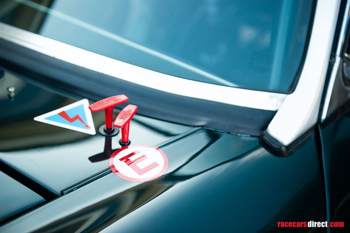 1964-mgb-roadster-fia-race-car