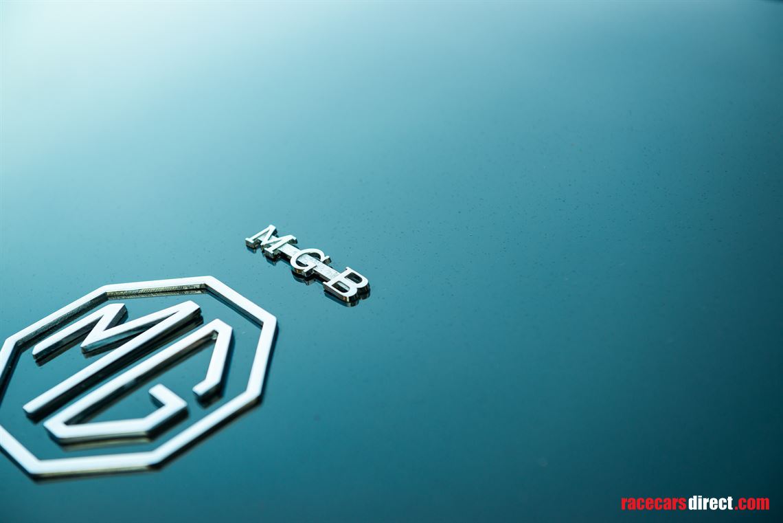 1964-mgb-roadster-fia-race-car