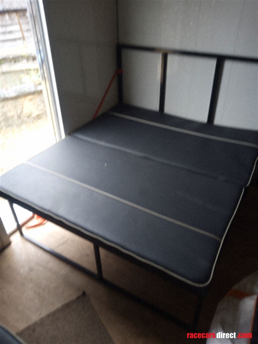 2002-iveco-cargo-75-tonne-race-lorry