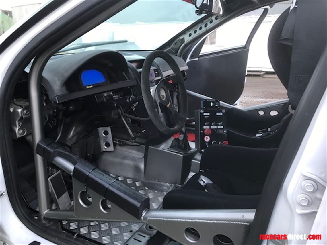 chevrolet-g8-holden-vxr8