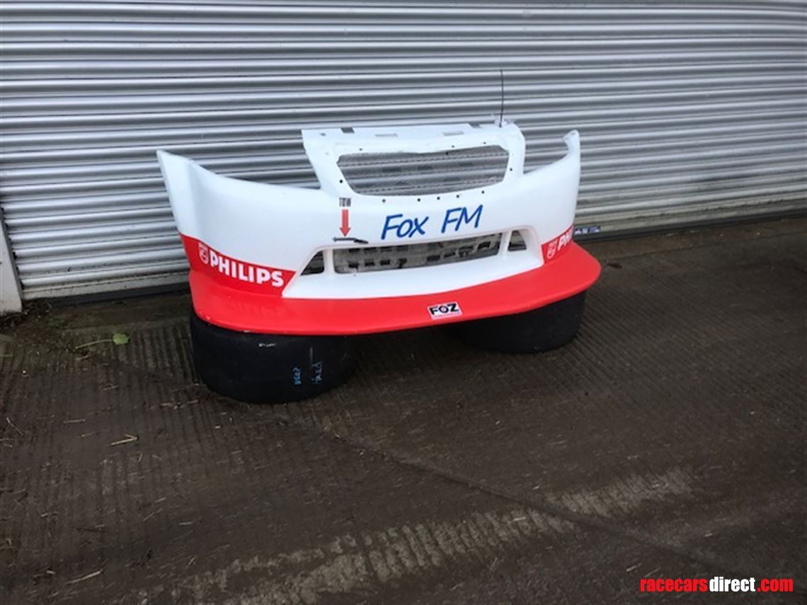 chevrolet-g8-holden-vxr8