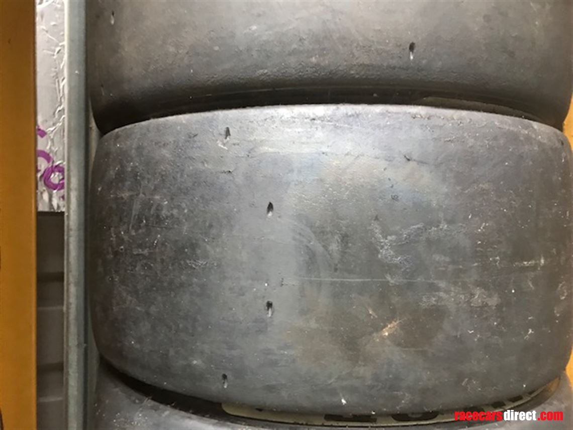 chevrolet-g8-holden-vxr8