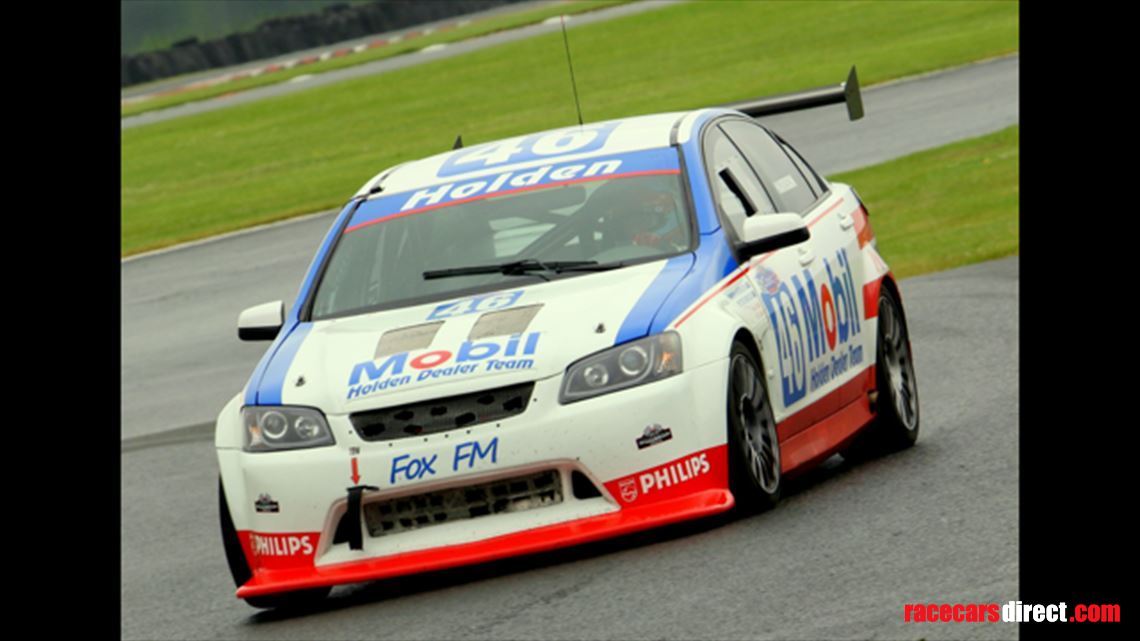 chevrolet-g8-holden-vxr8