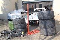 low-mileage-radical-sr3-rs-with-spares---neve