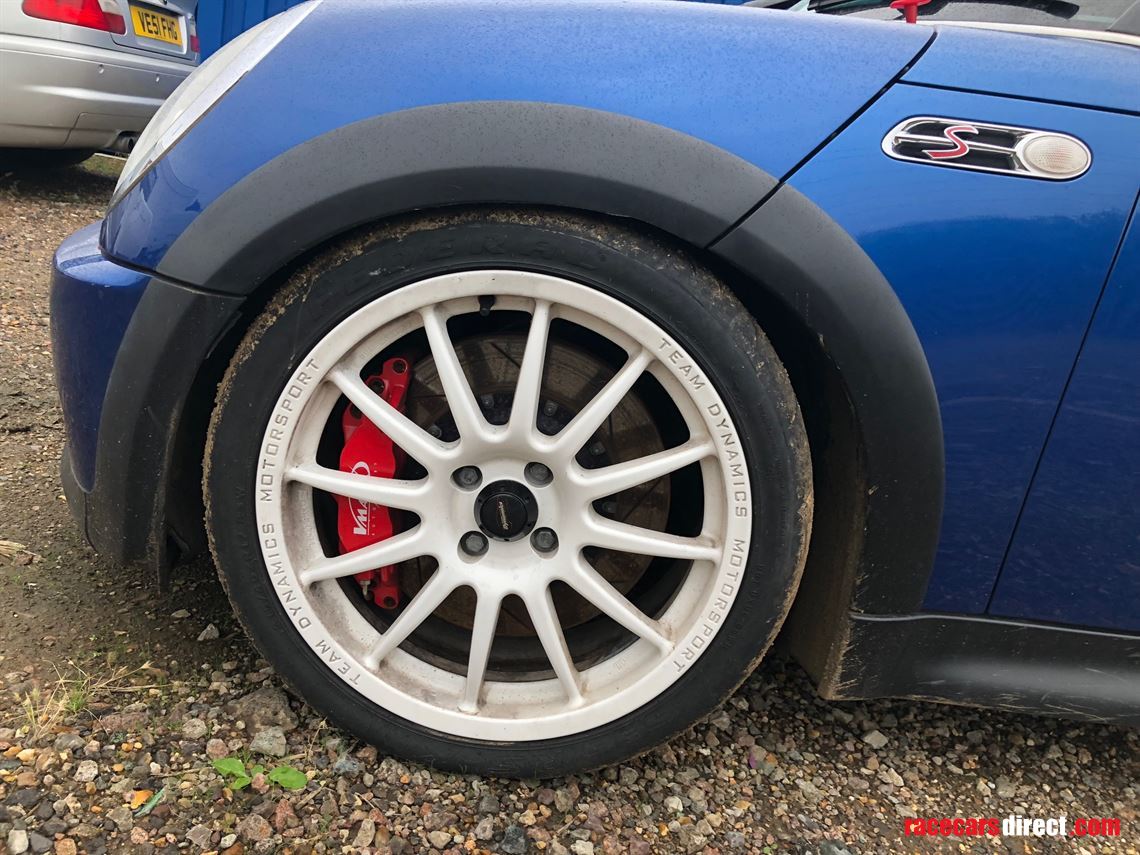 mini-challenge-cooper-s-class-specification-r