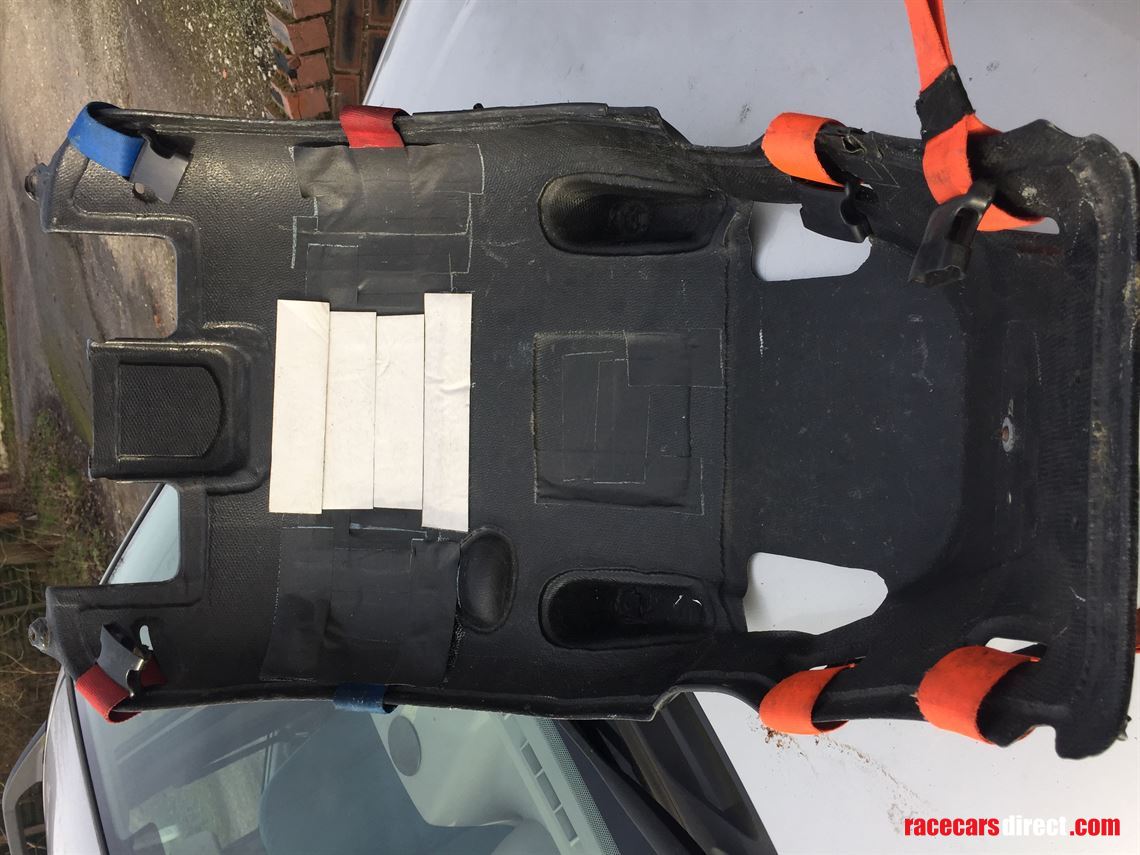 dallara-fia-carbon-safety-seat