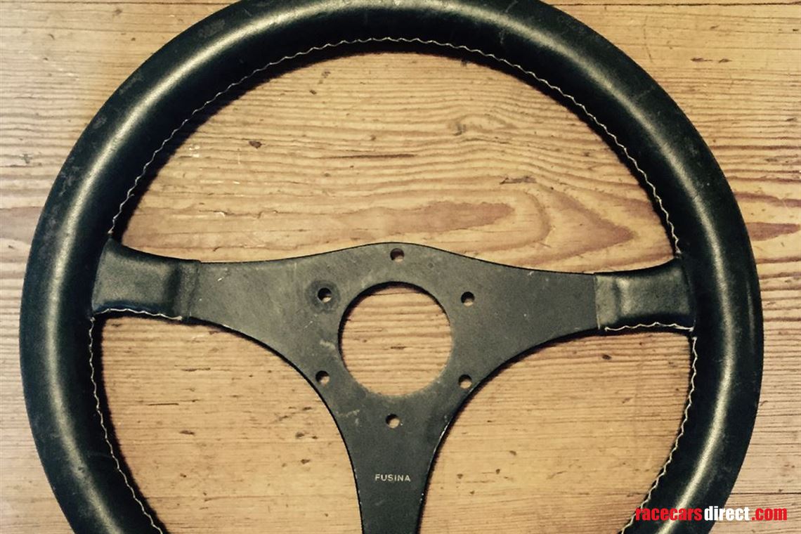 classic-fusina-36mm-steering-wheel