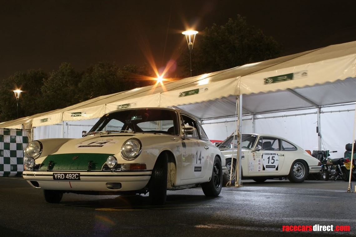 1965-porsche-911-2-litre-race-car