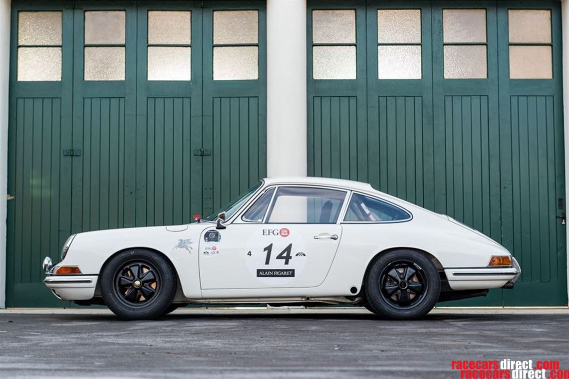 1965-porsche-911-2-litre-race-car