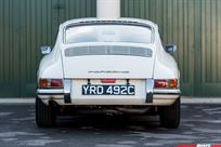 1965-porsche-911-2-litre-race-car