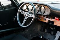 1965-porsche-911-2-litre-race-car