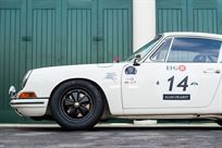 1965-porsche-911-2-litre-race-car