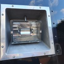 american-race-car-trailer-by-vintage-trailes