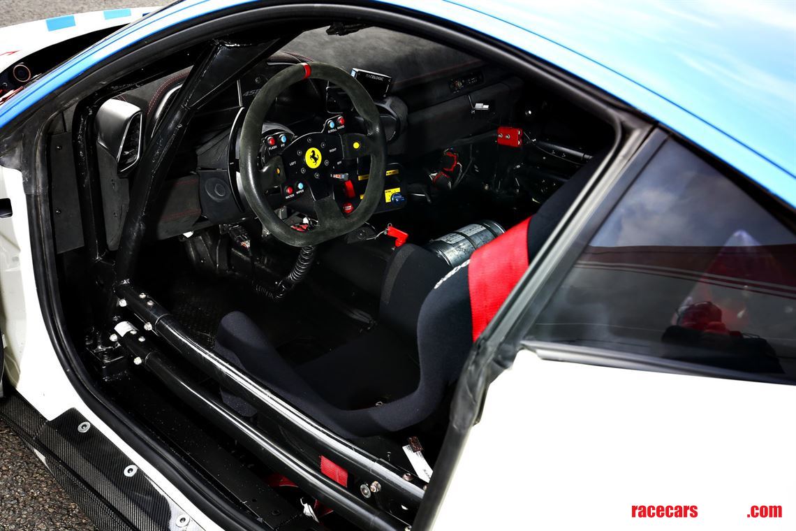 ferrari-458-challenge-2011