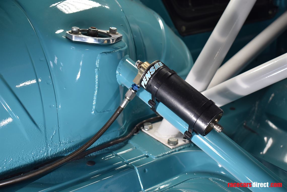 under-offer-1997-bmw-328ti-compact-track-car