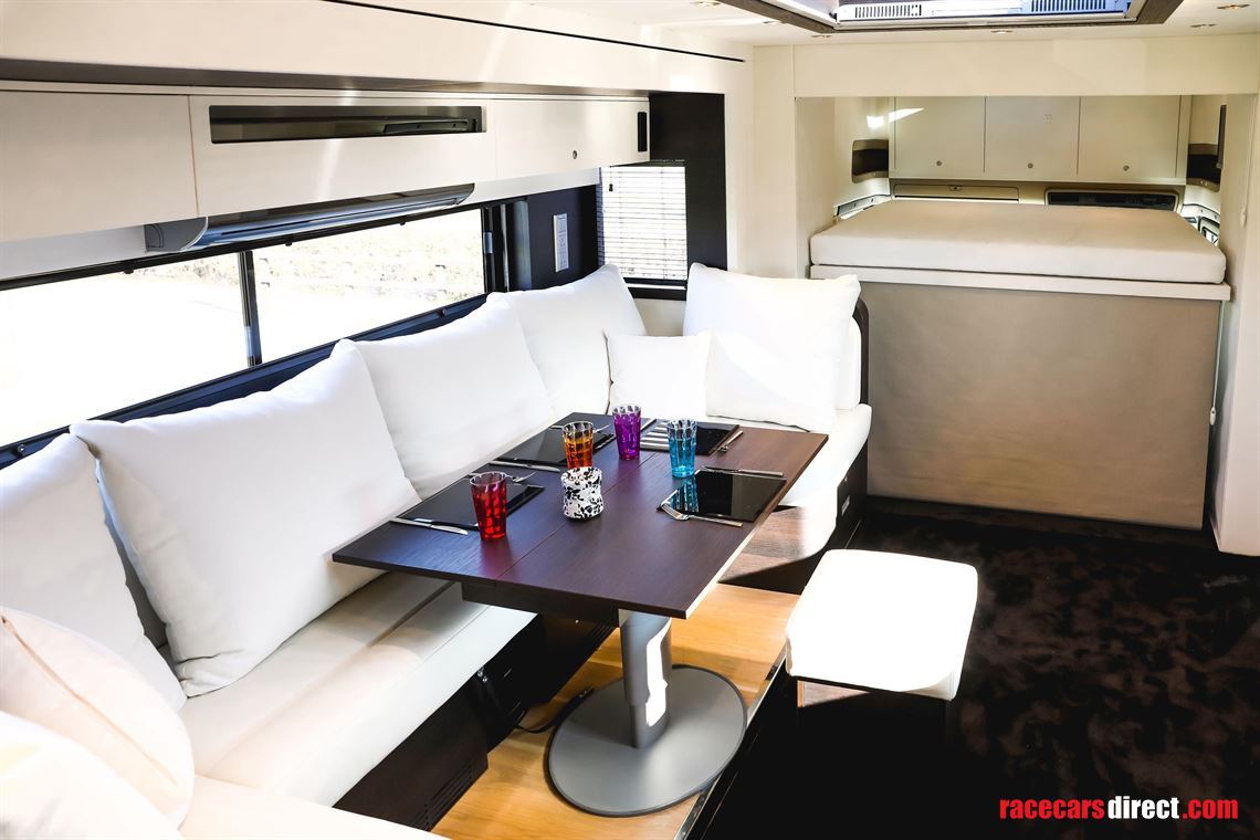 scania-v8-stx-luxury-motorhome
