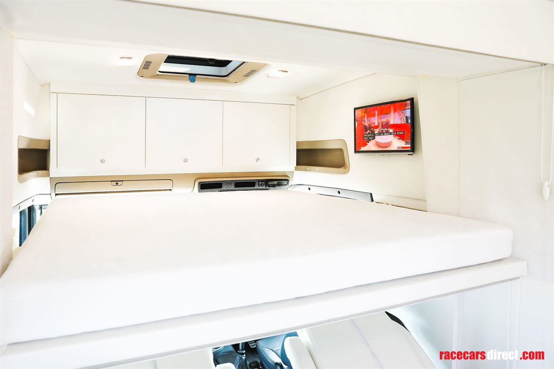 scania-v8-stx-luxury-motorhome