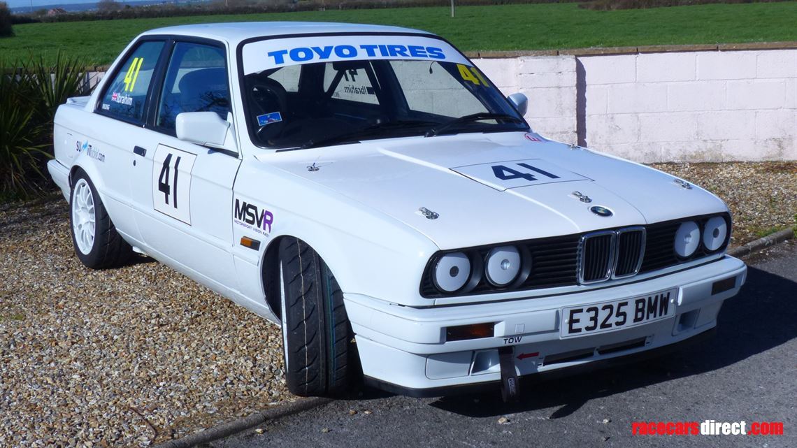 bmw-e30-325i-race-track-car