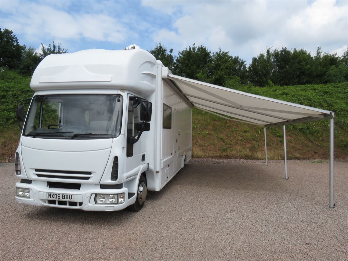 iveco-race-motor-home-with-double-decker-gara