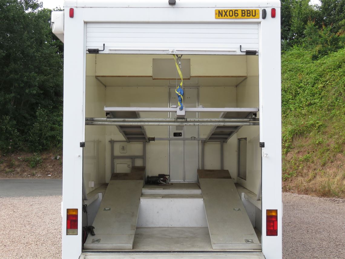 iveco-race-motor-home-with-double-decker-gara