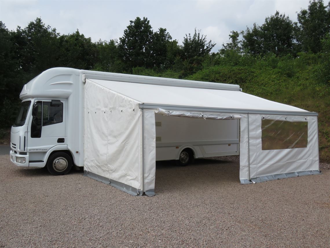 iveco-race-motor-home-with-double-decker-gara