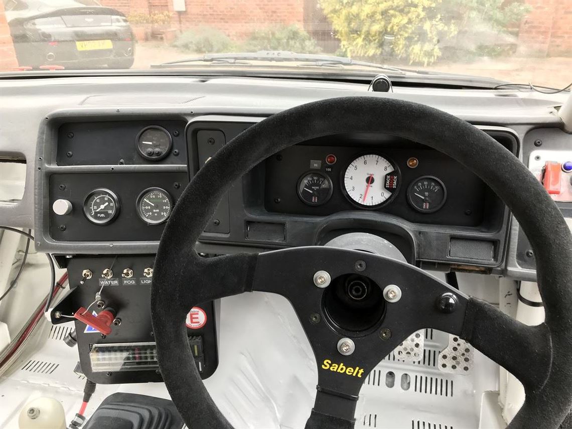 ford-sierra-rs-cosworth-race-car