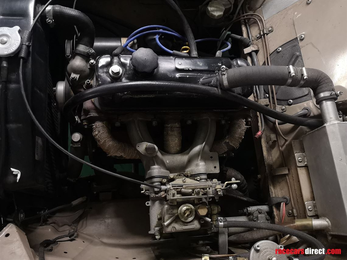 1961-riley-15-historic-competition-saloon