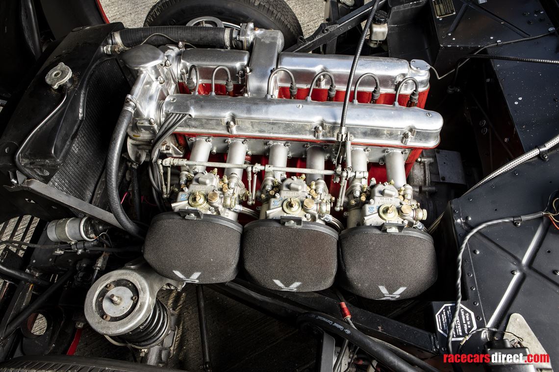 1952-aston-martin-db2-30-litre-fia-competitio