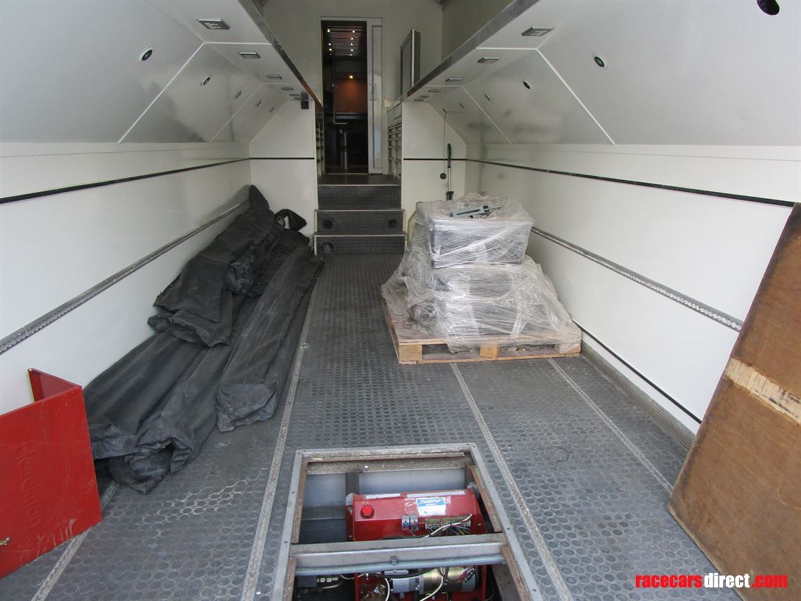 ex-formula-1-trailer