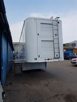 ex-formula-1-trailer