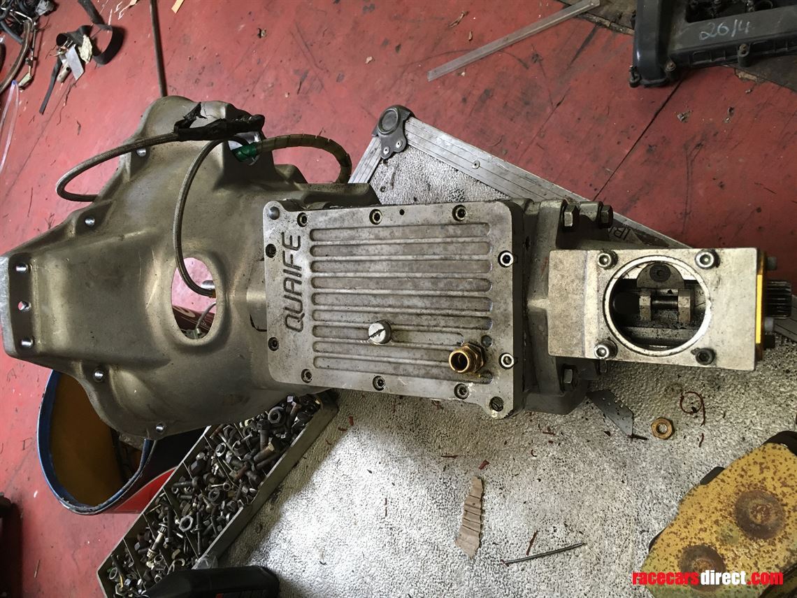 ford-rocket-straight-cut-dog-box-to-suit