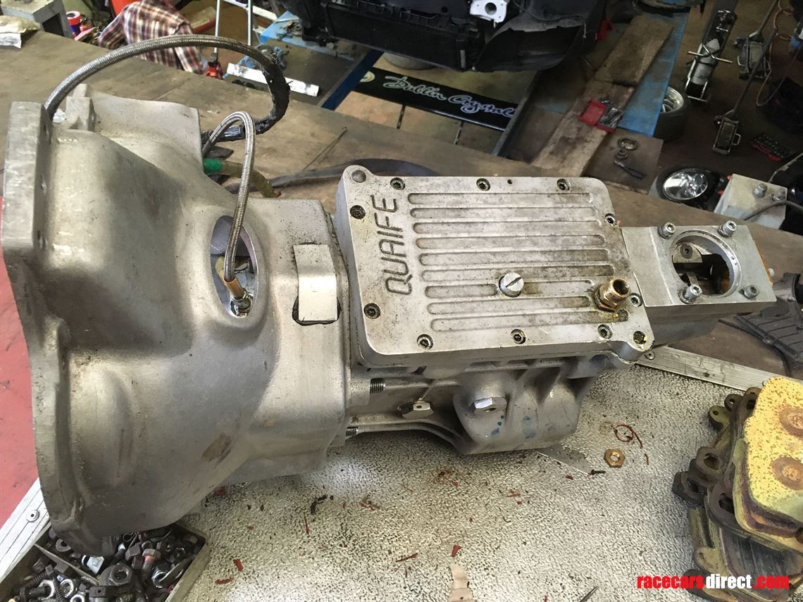 ford-rocket-straight-cut-dog-box-to-suit