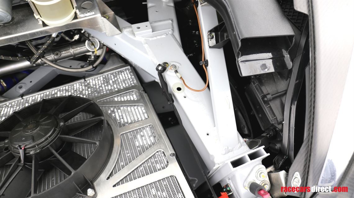 lamborghini-huracan-gt3---low-mileage