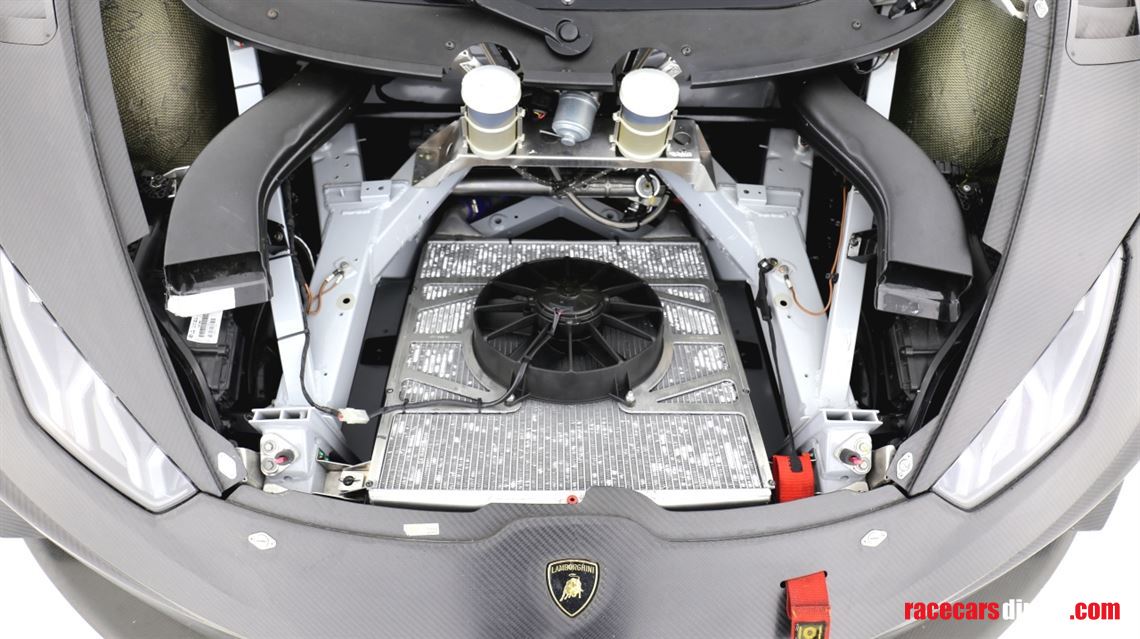 lamborghini-huracan-gt3---low-mileage