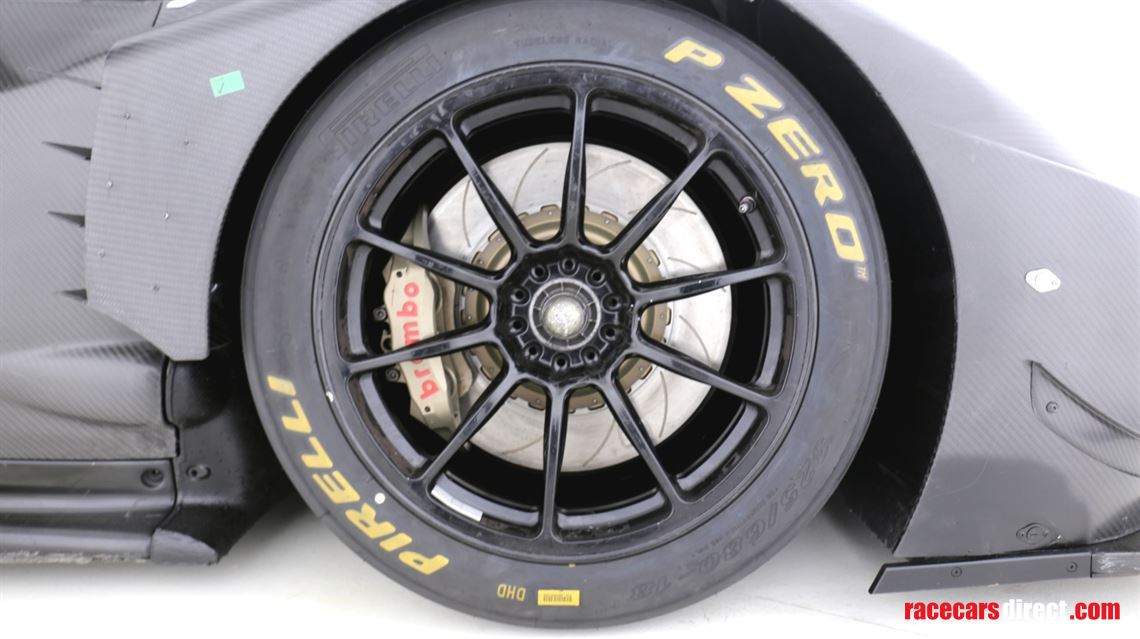 lamborghini-huracan-gt3---low-mileage