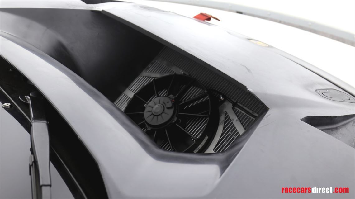 lamborghini-huracan-gt3---low-mileage