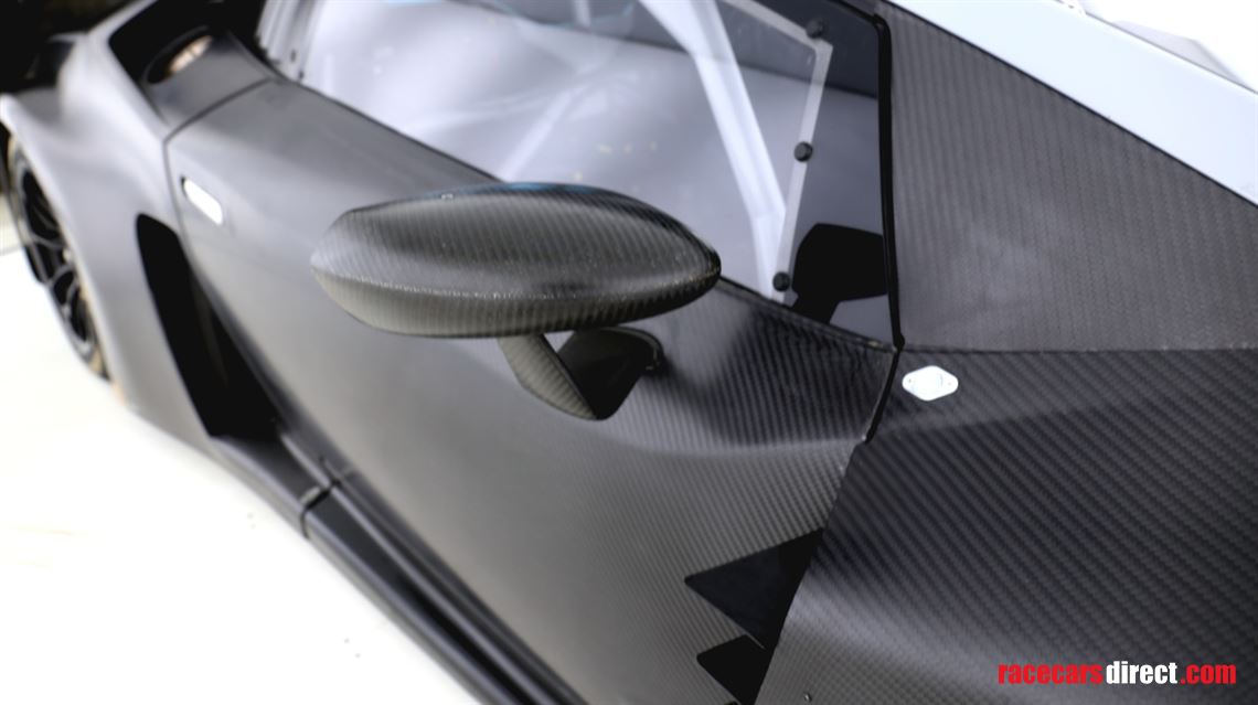 lamborghini-huracan-gt3---low-mileage