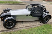 caterham-academy-car-2018-un-raced