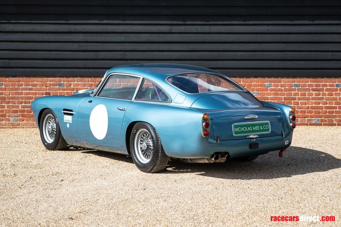 aston-martin-db4-race-car