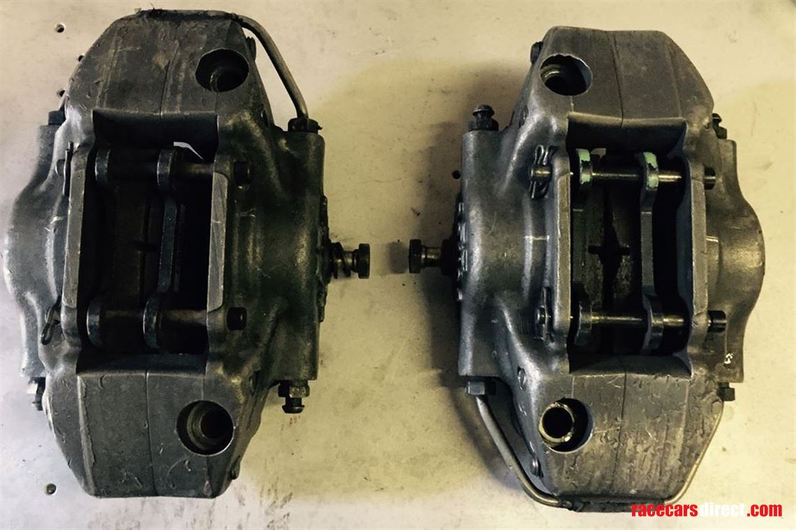 pair-alloy-ap-racing-radial-mount-calipers