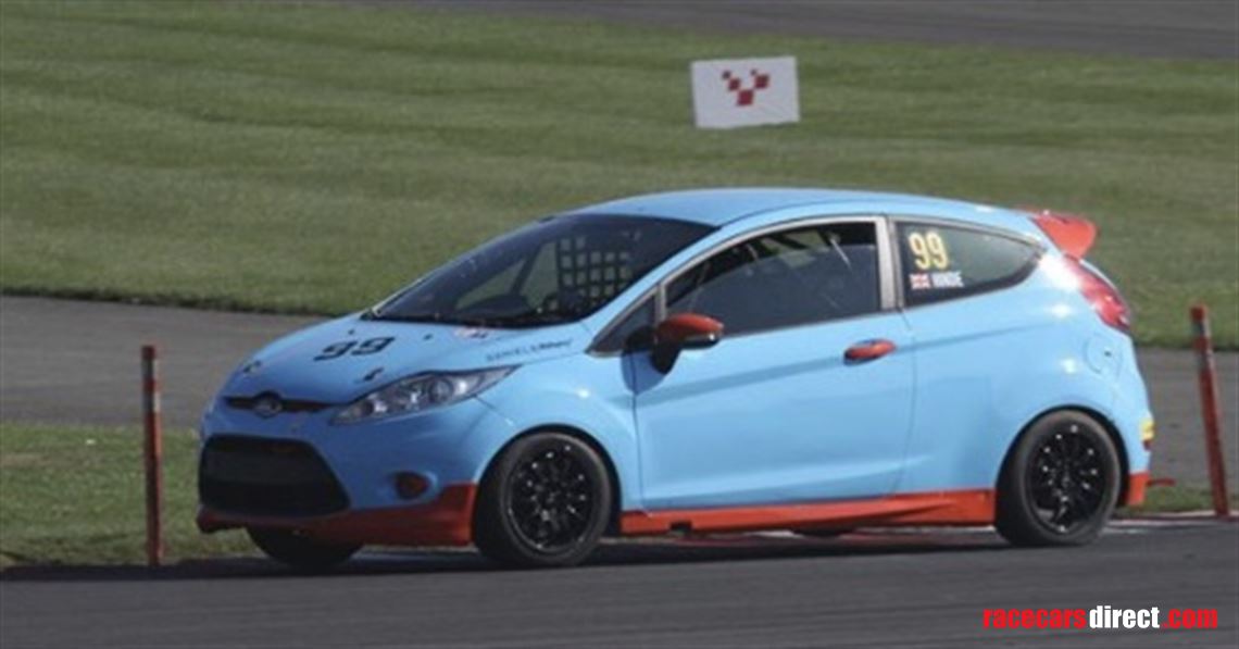 race-winning-fiesta-zetec